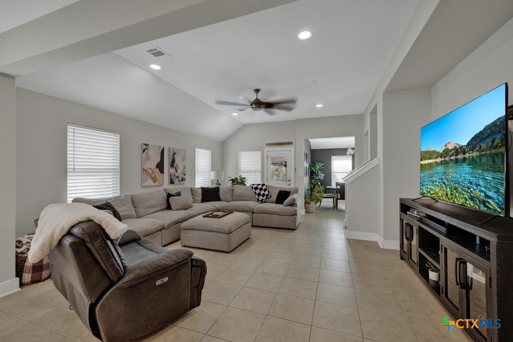 105 Blue Oak Boulevard Property Photo 17