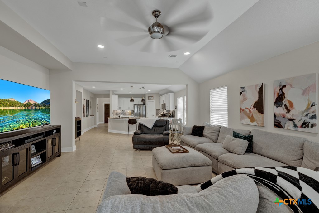 105 Blue Oak Boulevard Property Photo 19