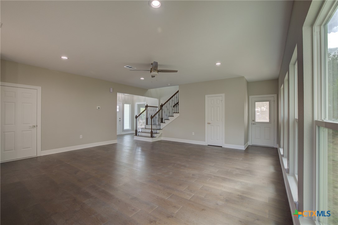 1090 Arcadia Drive Property Photo 10
