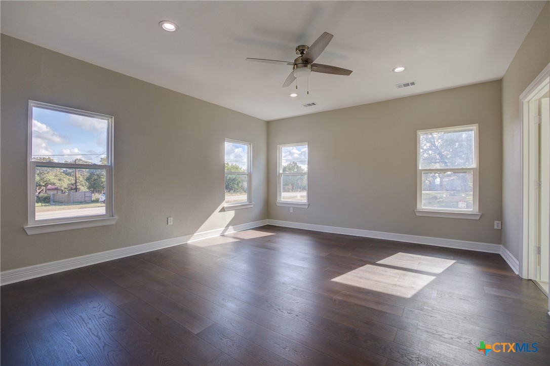 1090 Arcadia Drive Property Photo 18