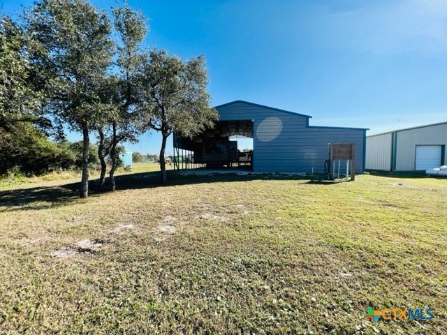 908 W Tyler Avenue Property Photo 27
