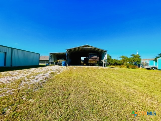 908 W Tyler Avenue Property Photo 33