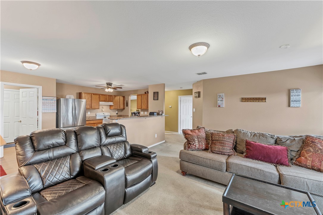 129 Willow Bluff Property Photo 14