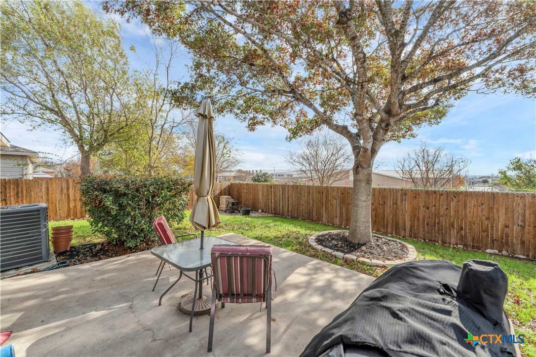 129 Willow Bluff Property Photo 24