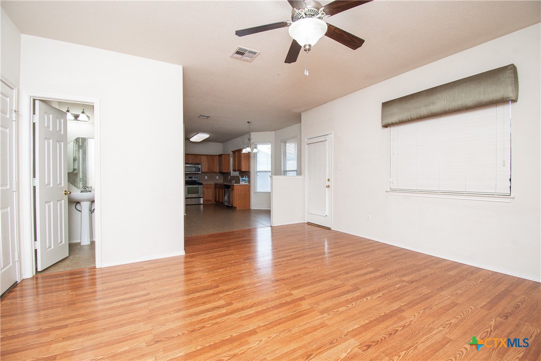 4602 Sydney Harbour Court Property Photo 12