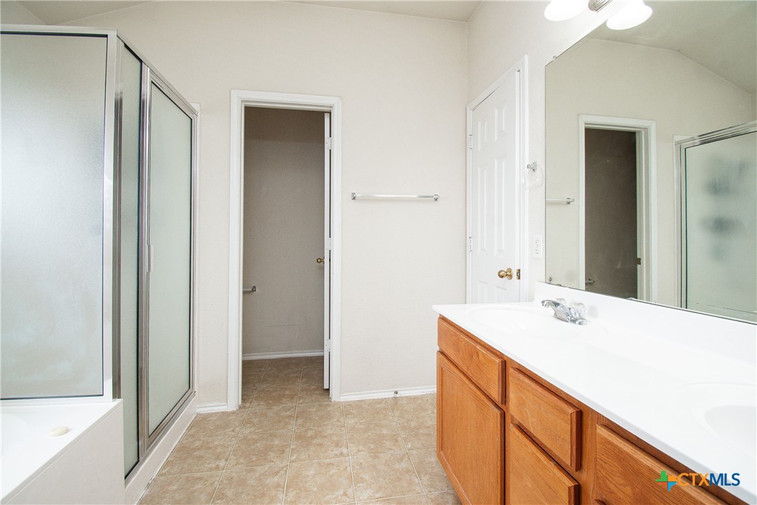 4602 Sydney Harbour Court Property Photo 18