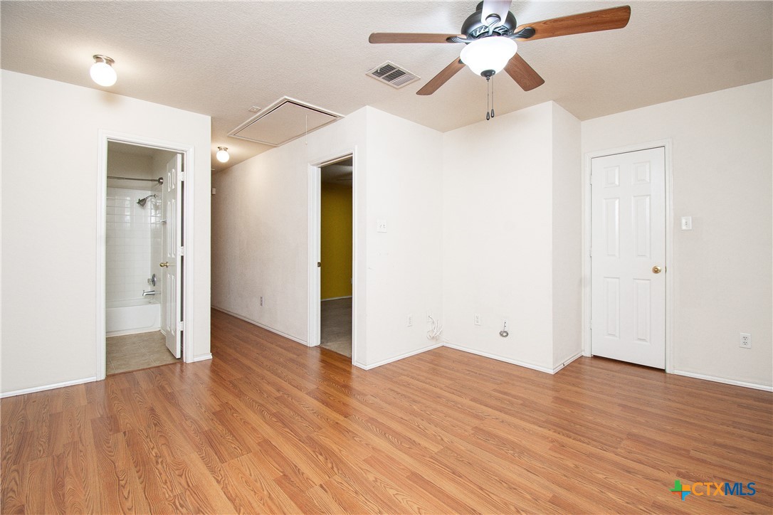4602 Sydney Harbour Court Property Photo 23