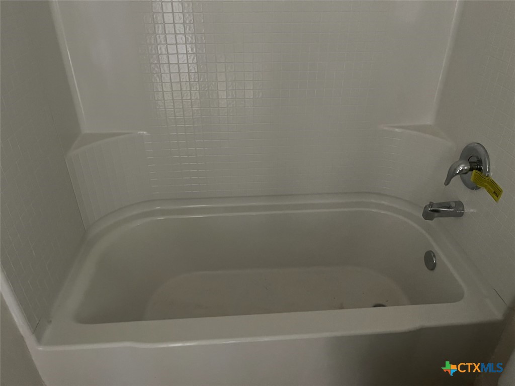 6310 Aster Run Property Photo 23