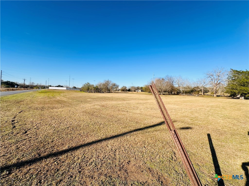 509 Wimberly Street Property Photo 4