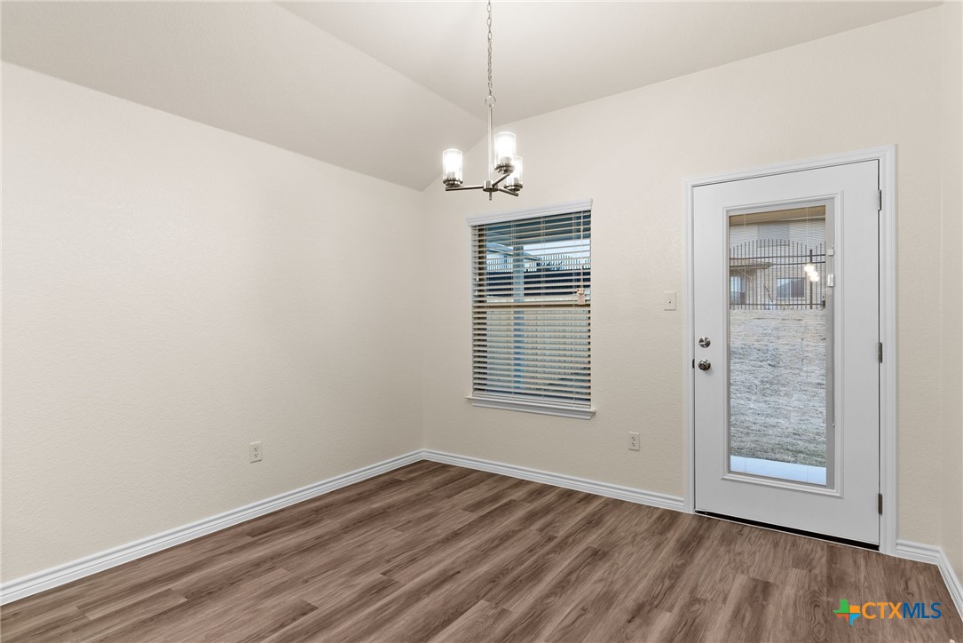 5214 Rose Garden Loop Property Photo 5