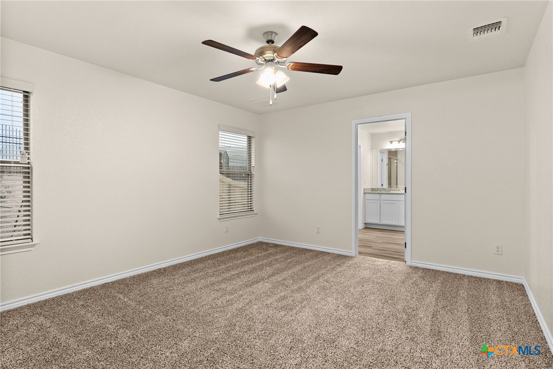 5214 Rose Garden Loop Property Photo 7