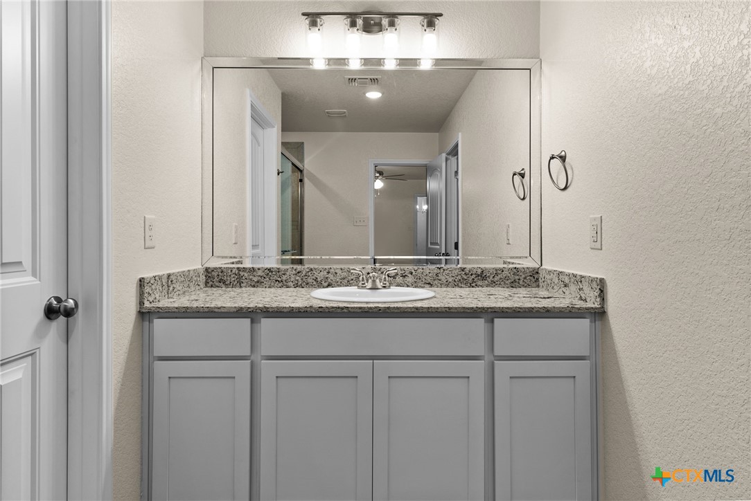 5214 Rose Garden Loop Property Photo 14