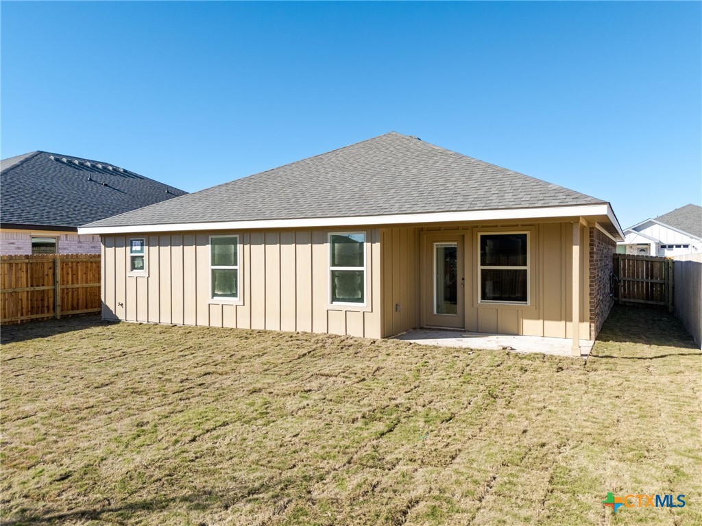 5214 Rose Garden Loop Property Photo 18