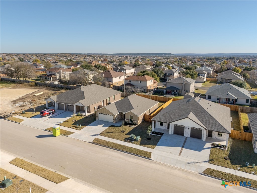 5214 Rose Garden Loop Property Photo 20