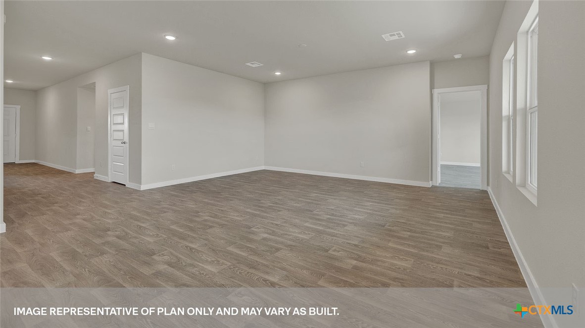 401 Diehl Road Property Photo 14