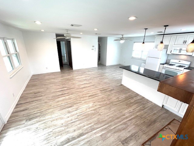 246 Starboard Avenue Property Photo 32