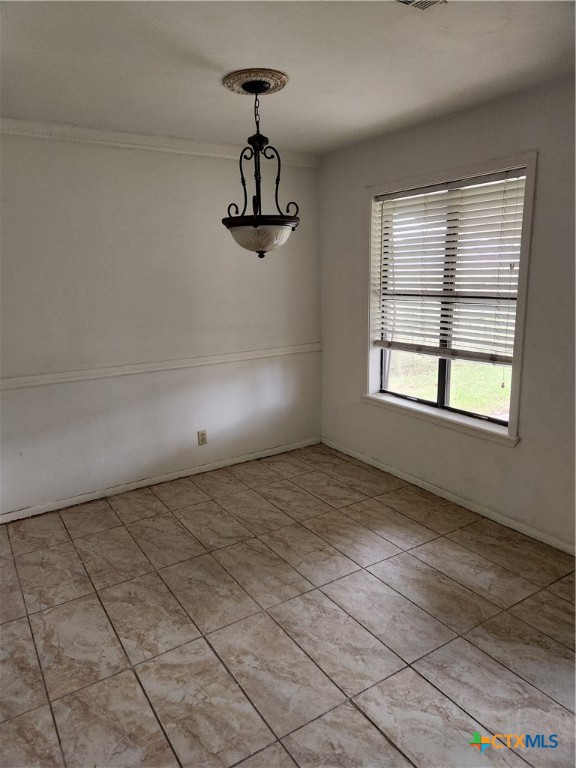 121 Byron Lane Property Photo 6