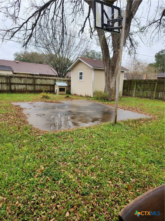 121 Byron Lane Property Photo 14
