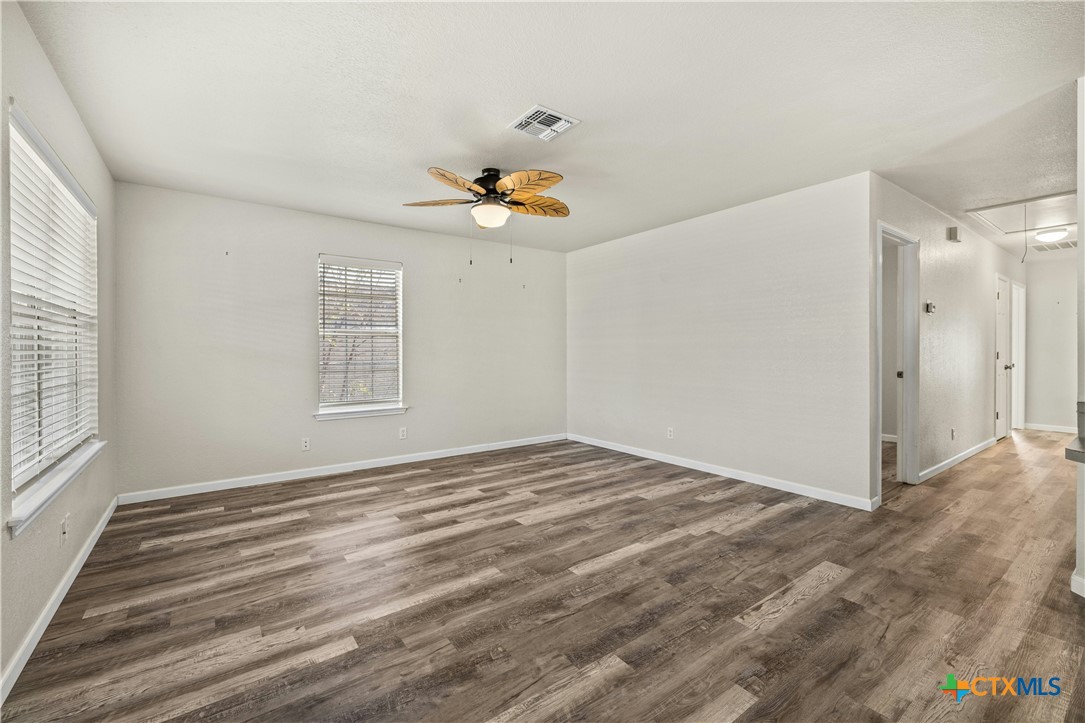 619 W Davilla Street Property Photo 6
