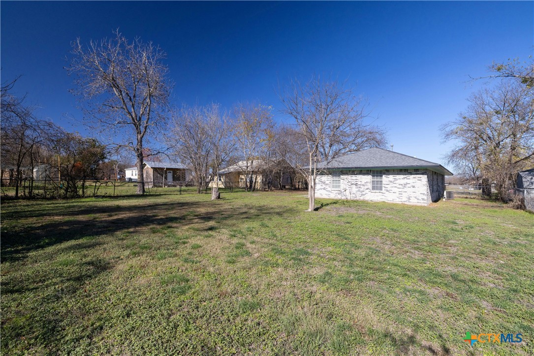 619 W Davilla Street Property Photo 24