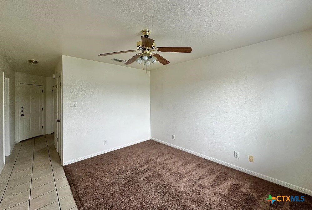 1401 Chips Drive A Property Photo 5
