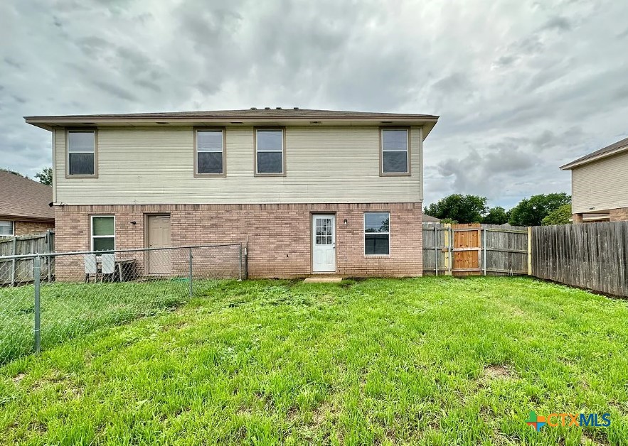1401 Chips Drive A Property Photo 20