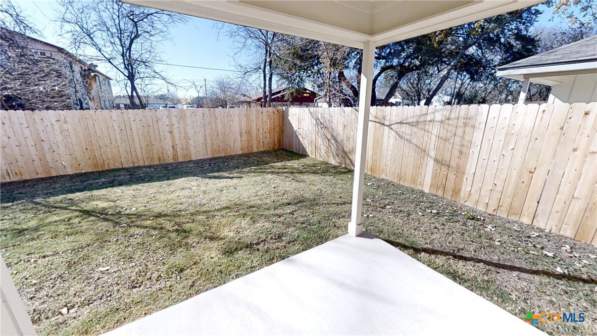 210 E Washington Avenue B Property Photo 25