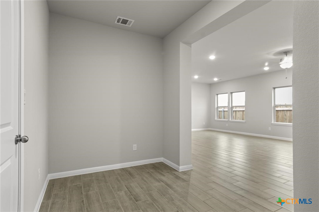 12433 Sea Gull Way Property Photo 4