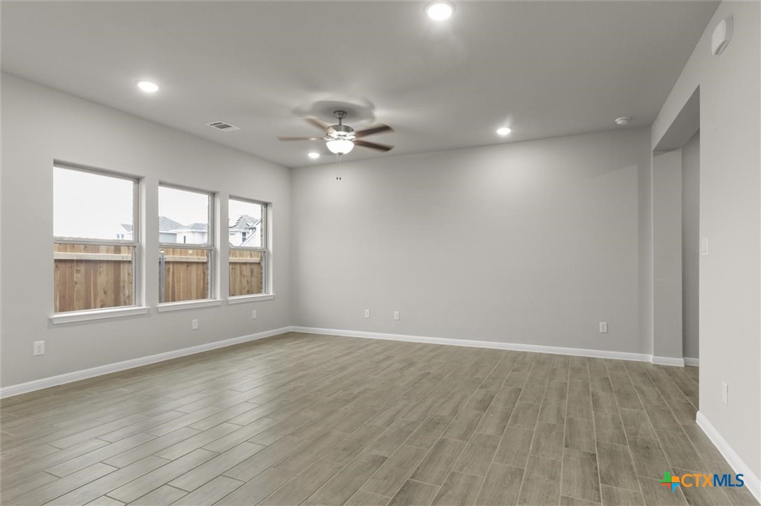 12433 Sea Gull Way Property Photo 6