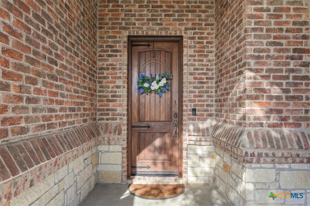 1257 Dominion Oaks Drive Property Photo 4