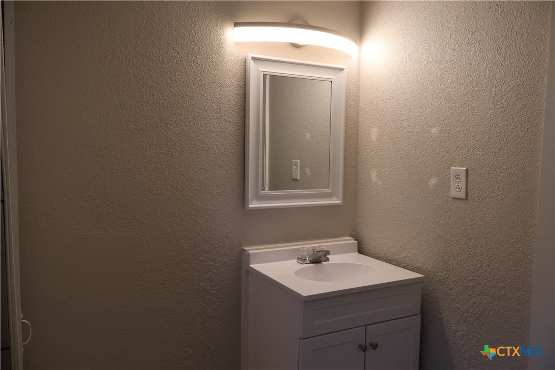 406 Robison Drive Property Photo 13