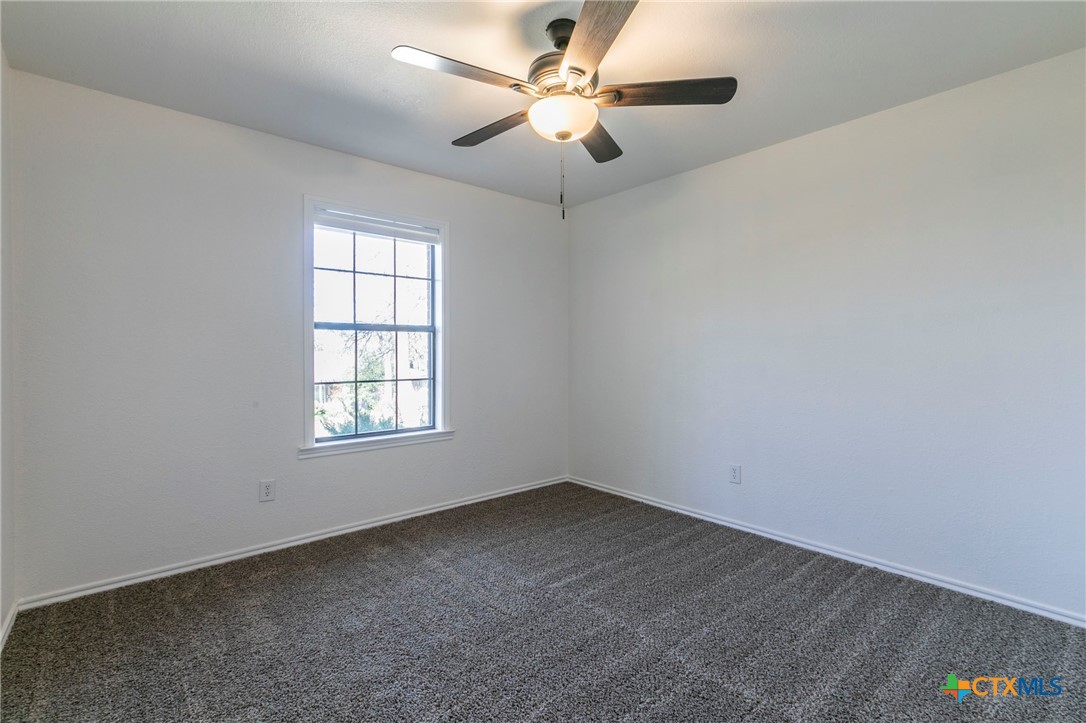 5609 E Lakeshore Drive Property Photo 18