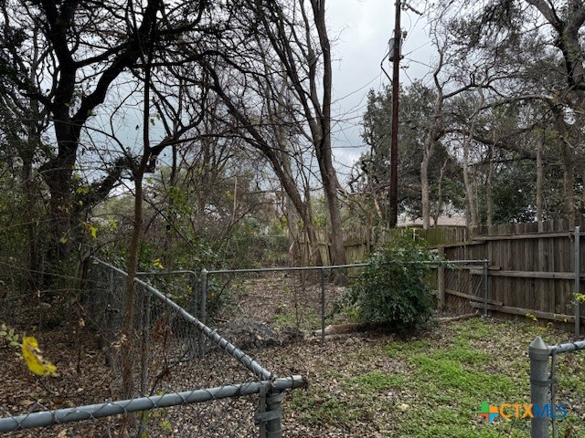 5609 E Lakeshore Drive Property Photo 24