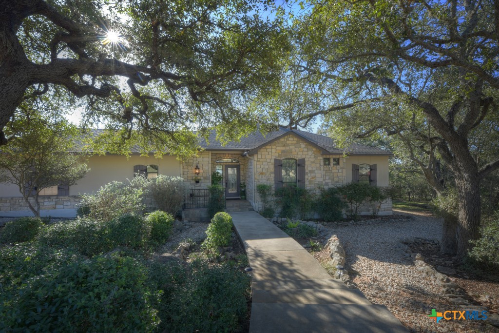 129 Iron Horse Property Photo 4
