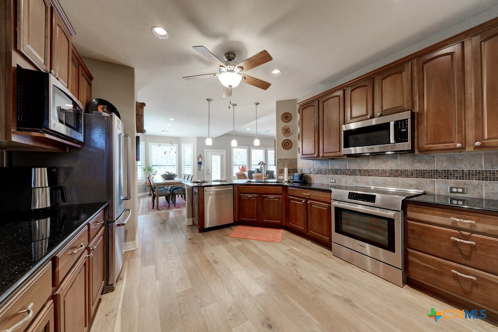 129 Iron Horse Property Photo 13