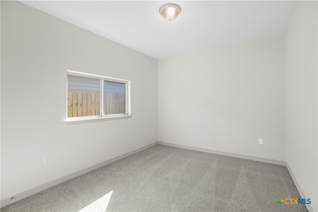 2010 Seguin Avenue Property Photo 10