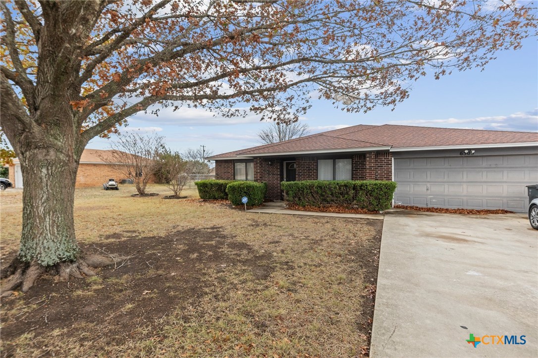 6505 Rein Drive Property Photo 5