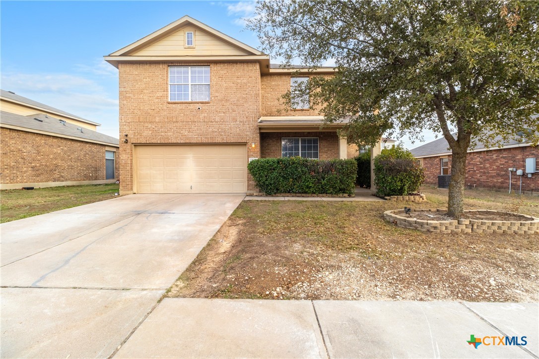 6204 Taree Loop Property Photo 4