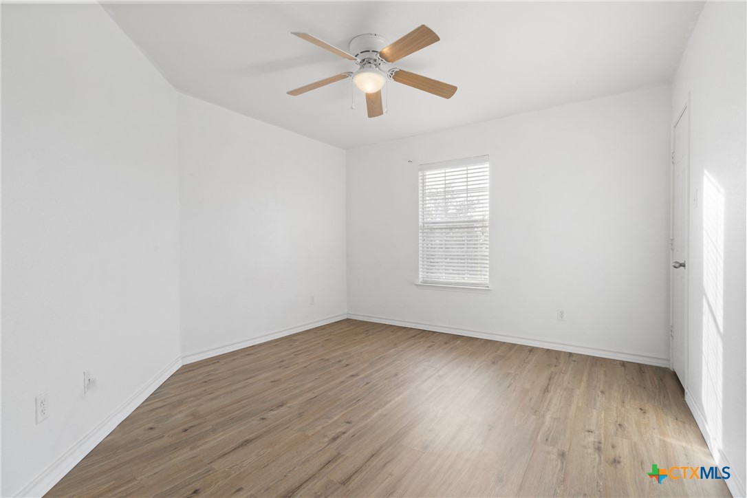 6204 Taree Loop Property Photo 14
