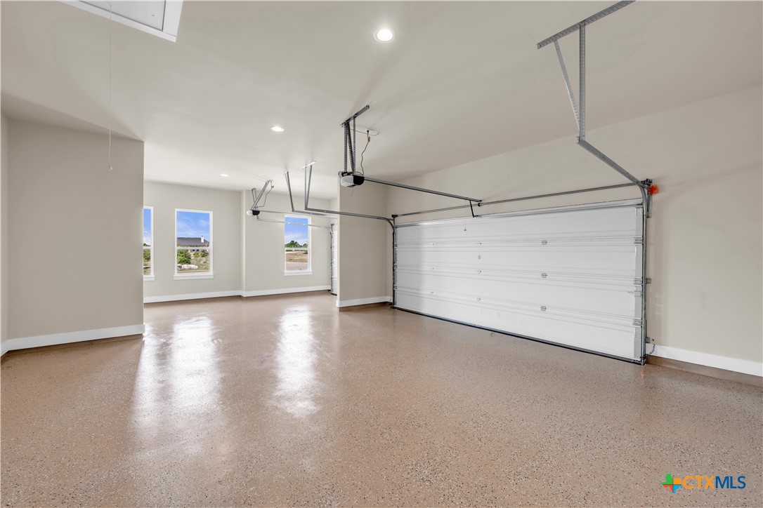 2221 Park View Drive Property Photo 32