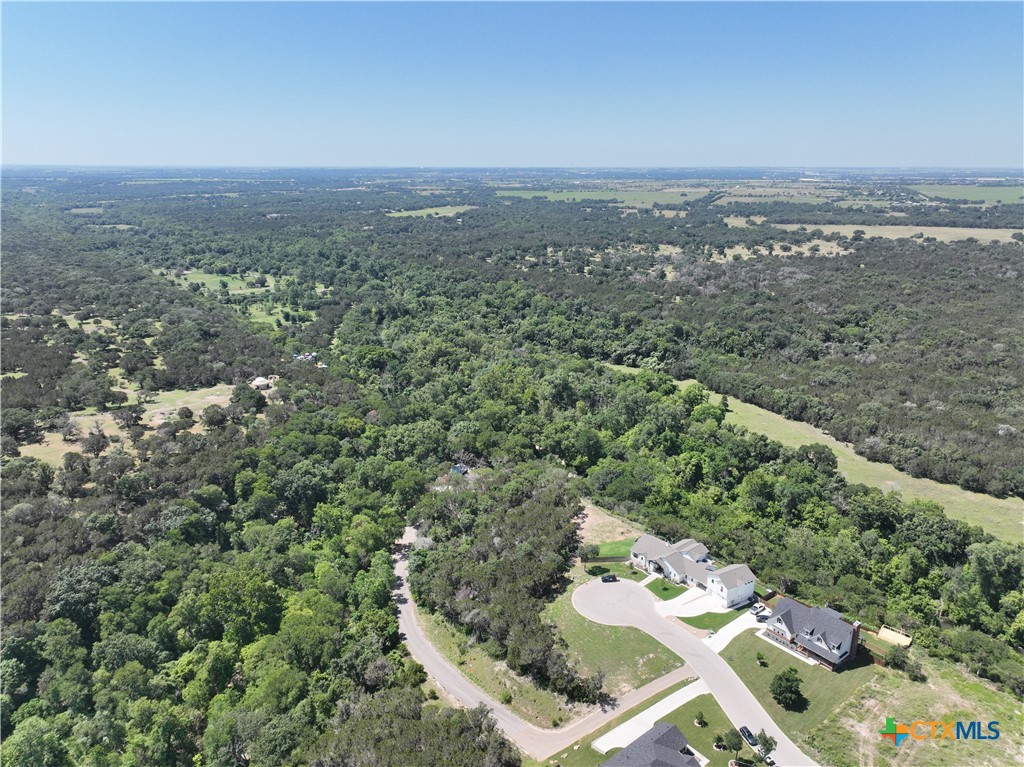 6013 Hamlet Drive Property Photo 7