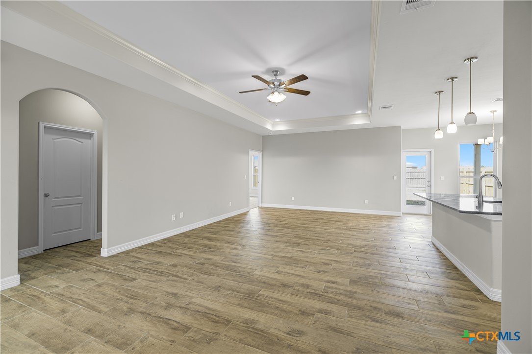 103 Giacomo Drive Property Photo 4