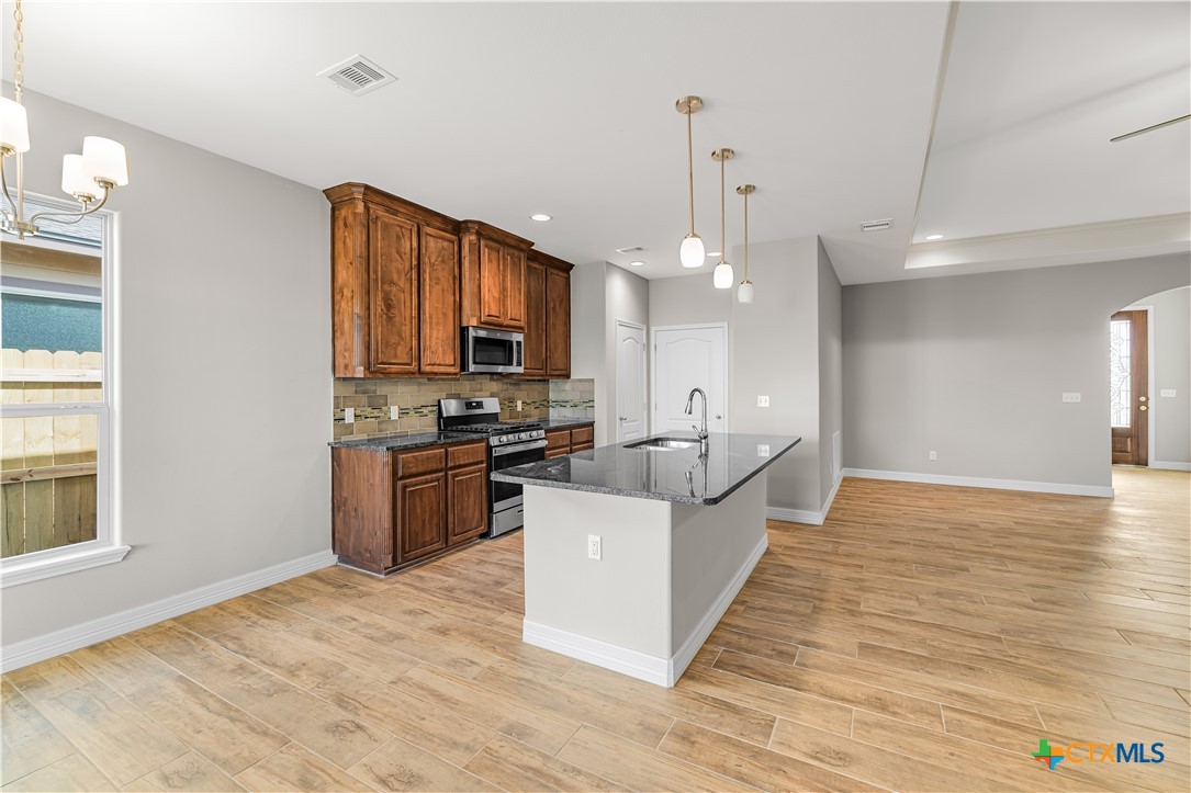 103 Giacomo Drive Property Photo 12