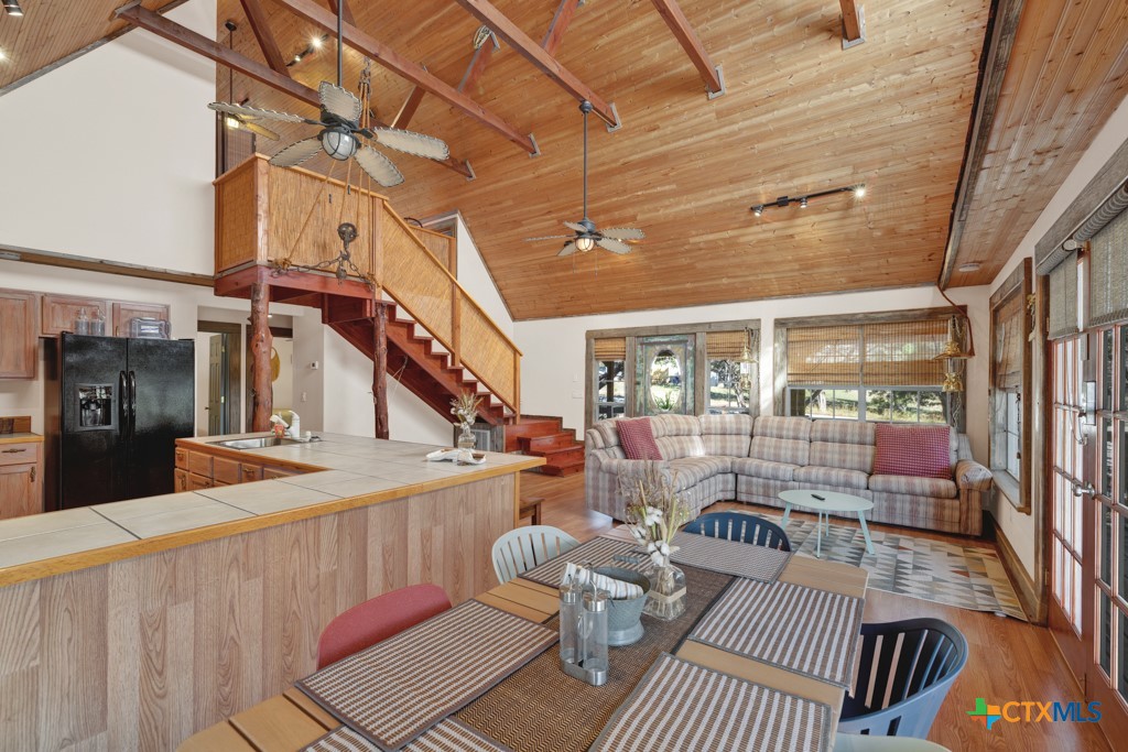 1420 Lakeshore Drive Property Photo 18