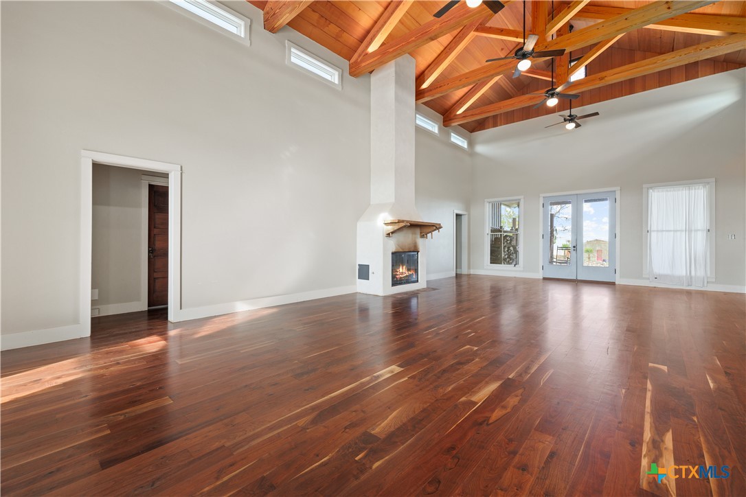 1440 W Klein Road Property Photo 8