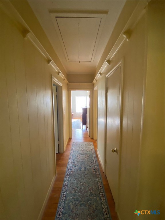 606 College Street Property Photo 15