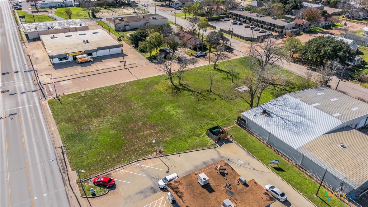 1601 N Navarro Street Property Photo 5