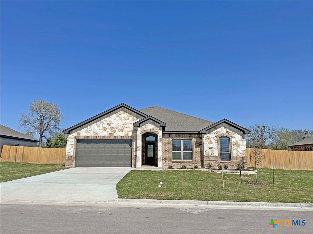137 Lasso Loop Property Photo 2