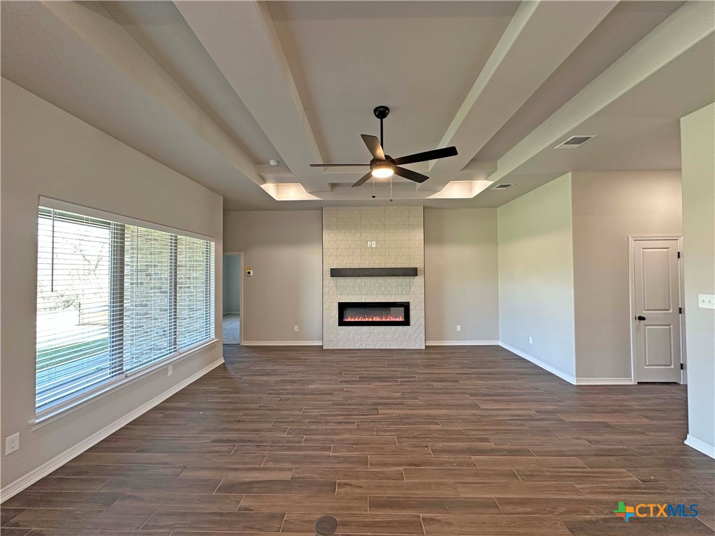 137 Lasso Loop Property Photo 4