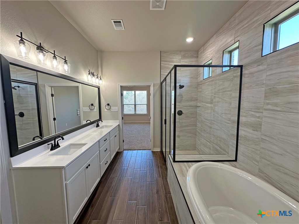 137 Lasso Loop Property Photo 22